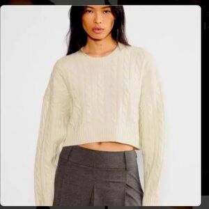 Aritzia Peggy wool blend Cream Cable Knit Sweater XS